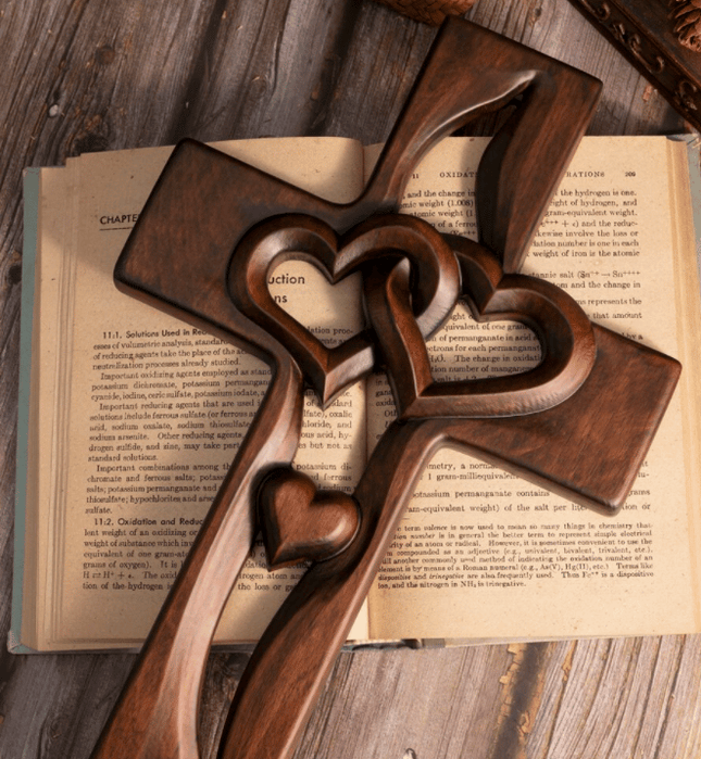 🔥LAST DAY SALE 49% OFF🔥Intertwined Hearts Wooden Cross♥